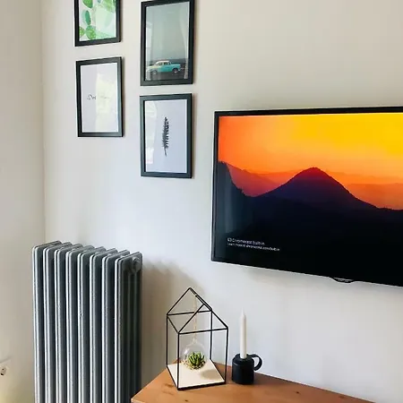 Right Place****cozy And Completely New * سبليت